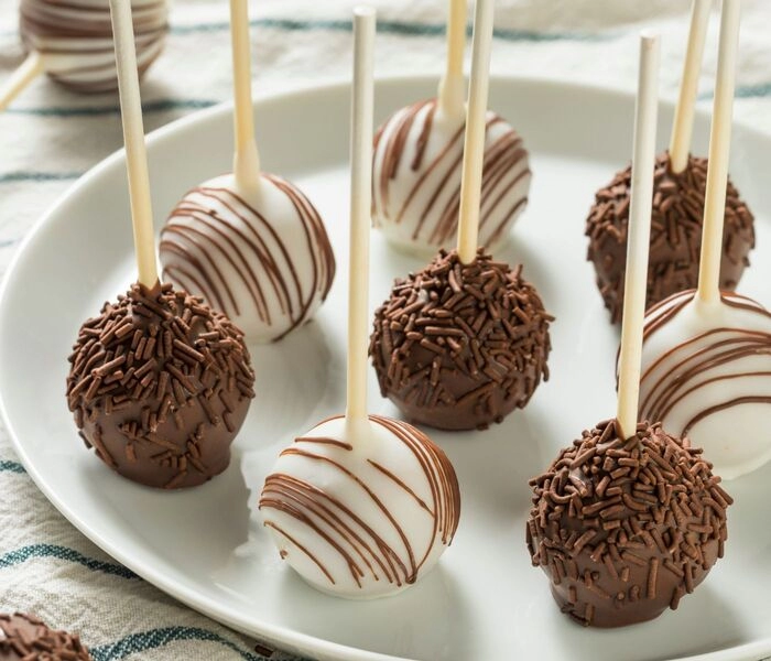 cake pops - preprosta in okusna tortica na palcki