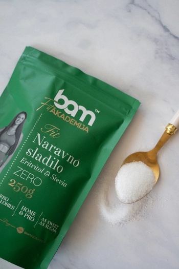 naravno-namizno-sladilo-na-osnovi-steviol-glikozidov-in-eritritola-250-g