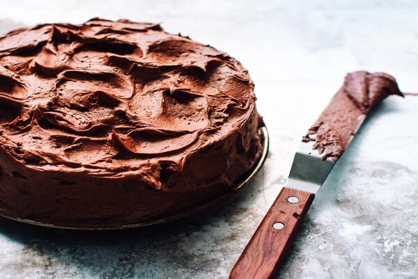 krema za obmazovanje tort ali ganache krema 