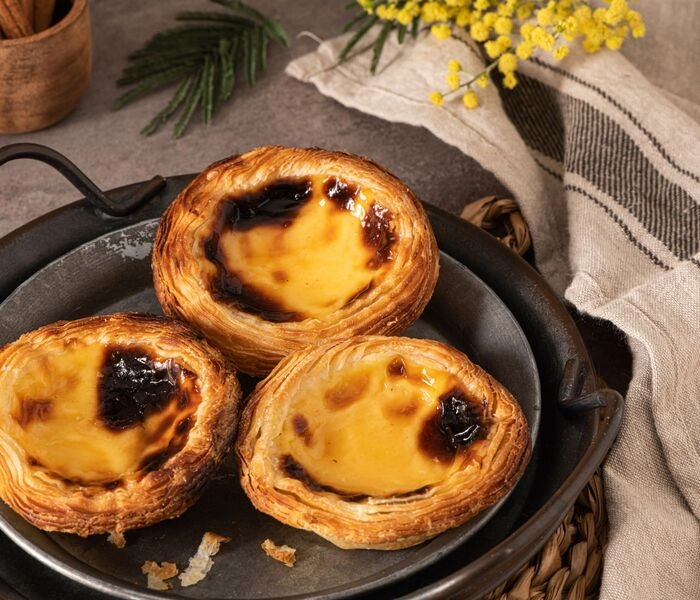 pastel de nata z bam vanilijevo kremo